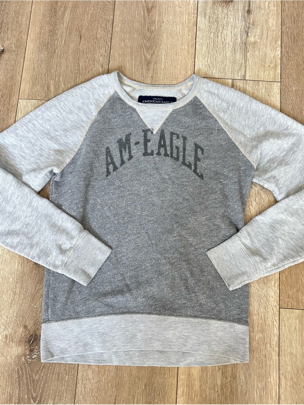 American Eagle Outfitters Gray Two-Tone Crewneck Sweatshirt